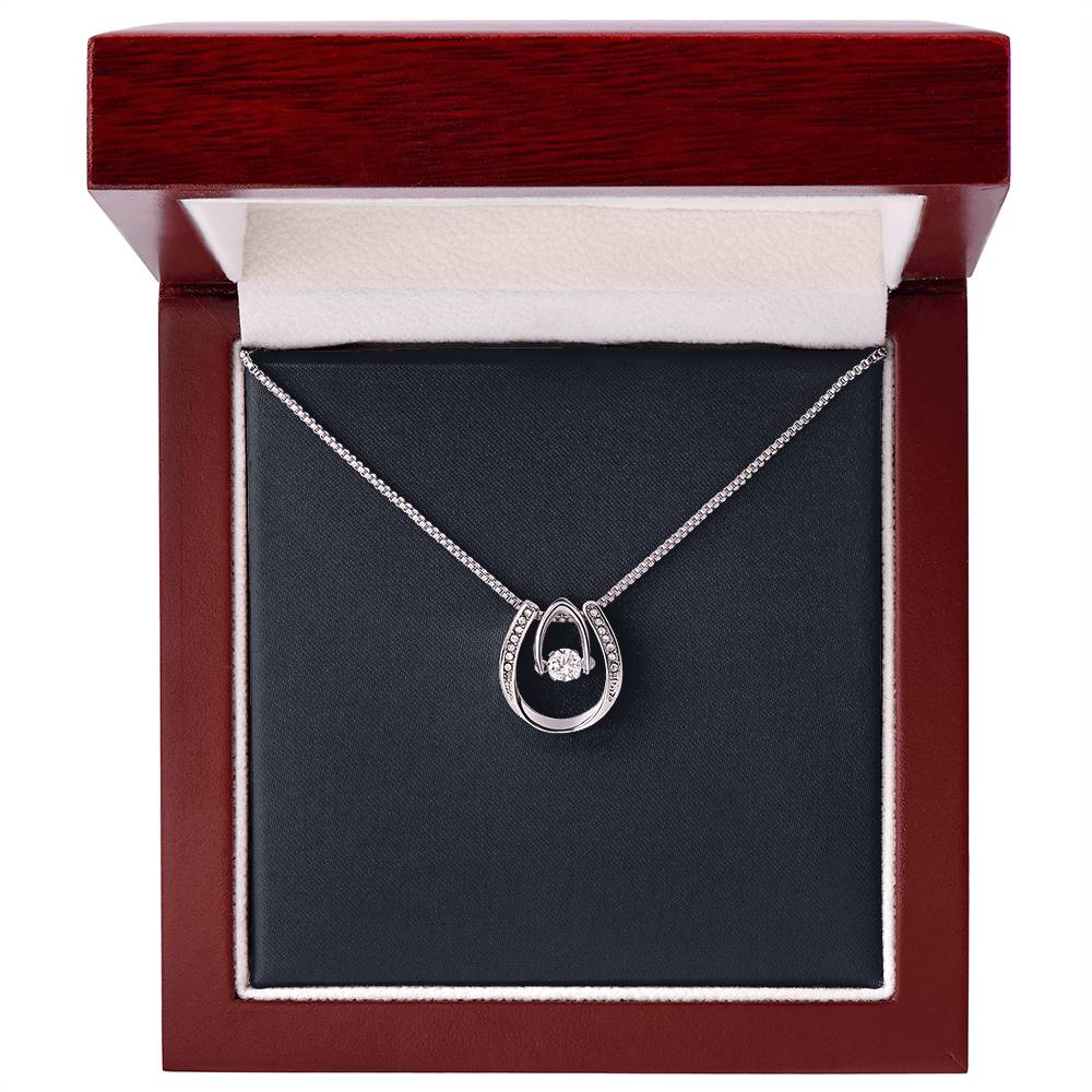 Lucky Horseshoe Necklace Ely