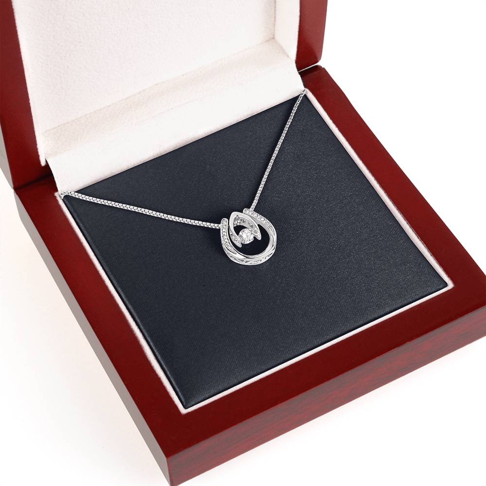 Lucky Horseshoe Necklace Ely